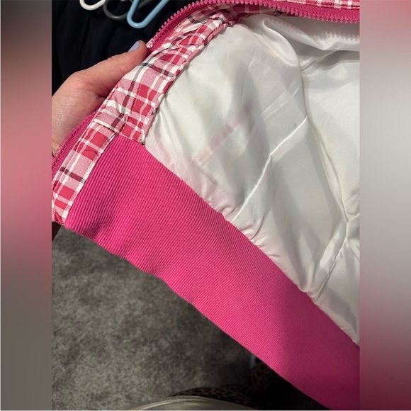 Finish Line Vest - Picture 5 of 5